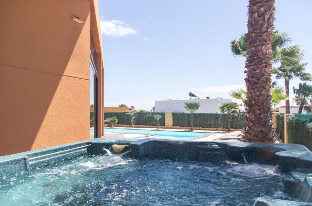 Villa La Marosca - Jacuzzi, Private Pool, 3 Bedrooms Калета-де-Фусте Екстер'єр фото